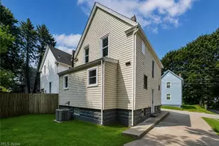 181 Spellman Ct, Akron, OH 44305 - Photo 40