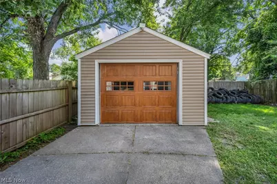 181 Spellman Court, Akron, OH 44305 - Photo 42