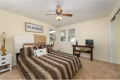 6203 Melody Road NE, Canton, OH 44721 - Photo 8