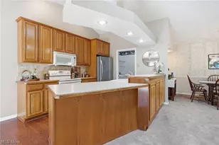 218 Lisa Ann Dr, Huron, OH 44839 - Photo 14