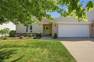 218 Lisa Ann Dr, Huron, OH 44839 - Photo 1