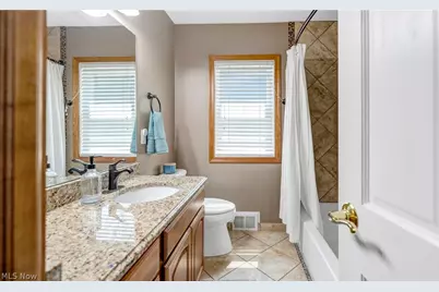 2218 20th Street, Cuyahoga Falls, OH 44223 - Photo 14