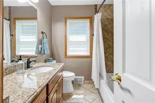 2218 20th St, Cuyahoga Falls, OH 44223 - Photo 14