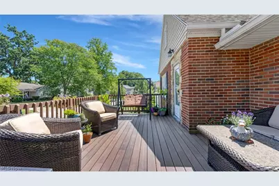 2218 20th Street, Cuyahoga Falls, OH 44223 - Photo 34