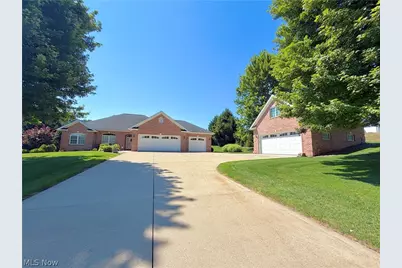 5044 Sunset Boulevard Road NW, Strasburg, OH 44680 - Photo 1