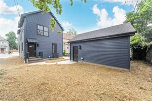 1886 Woodlawn Ave, Loveland, OH 44112 - Photo 4