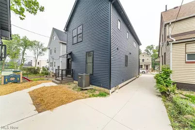 1886 Woodlawn Avenue, Loveland, OH 44112 - Photo 10