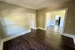 866 Beardsley St, Akron, OH 44311 - Photo 2