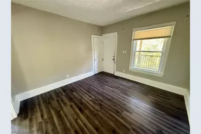 866 Beardsley Street #2, Akron, OH 44311 - Photo 4