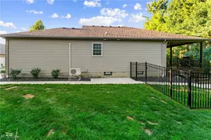 4650 Championship Ct, Canfield, OH 44406 - Photo 36