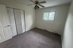 24051 Columbus Rd, Huber Heights, OH 44146 - Photo 18