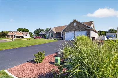 4875 Tree Line Trail, New Middletown, OH 44442 - Photo 48