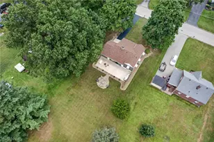 33 Sycamore Dr, New Middletown, OH 44442 - Photo 42