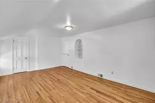 20860 Farnsleigh Rd, Huber Heights, OH 44122 - Photo 24