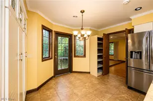 16 S Bentley Dr SE, Canton, OH 44709 - Photo 18