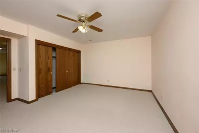 16 S Bentley Drive SE, Canton, OH 44709 - Photo 42