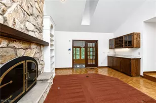 16 S Bentley Dr SE, Canton, OH 44709 - Photo 22