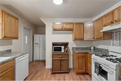 223 Hawk Avenue, Akron, OH 44312 - Photo 12