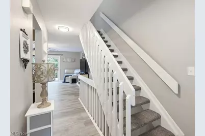 646 Almas Court, Brunswick, OH 44212 - Photo 2