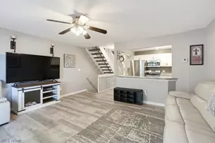 646 Almas Ct, Brunswick, OH 44212 - Photo 12