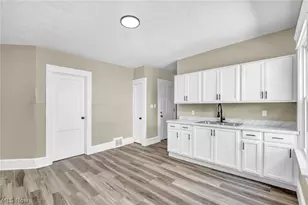 15517 Kipling Ave, Loveland, OH 44110 - Photo 18