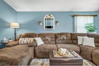 584 Stanley Road, Akron, OH 44312 - Photo 6