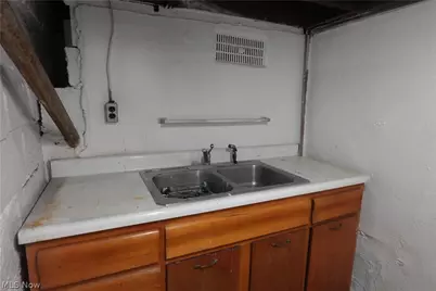 517 Walden Avenue, Tiltonsville, OH 43963 - Photo 28