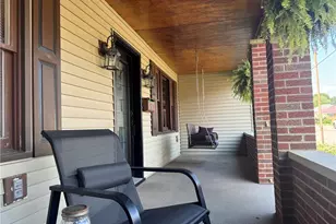 517 Walden Ave, Tiltonsville, OH 43963 - Photo 2