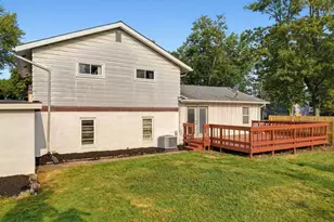 34112 Sylvia Dr, Eastlake, OH 44095 - Photo 32