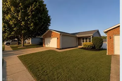 927 Pepperwood Drive, Wooster, OH 44691 - Photo 2