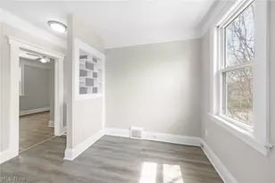3225 W 38th St, Loveland, OH 44109 - Photo 6