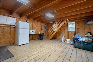 2032 Walsh St, Louisville, OH 44641 - Photo 34