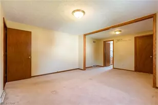 2032 Walsh St, Louisville, OH 44641 - Photo 12