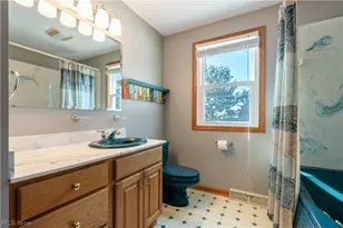 2032 Walsh St, Louisville, OH 44641 - Photo 14