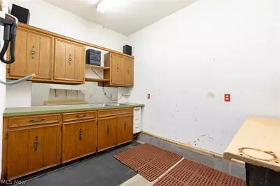 2032 Walsh Street, Louisville, OH 44641 - Photo 30