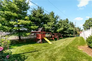 2032 Walsh St, Louisville, OH 44641 - Photo 36
