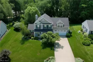3328 Pine Ridge Dr, Ravenna, OH 44266 - Photo 2