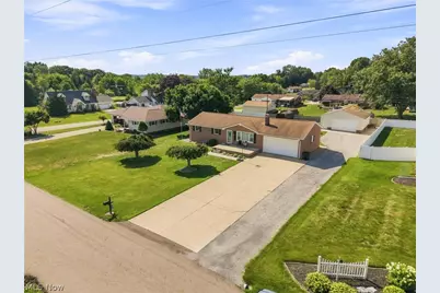 5570 Foxford Street SW, Canton, OH 44706 - Photo 2