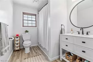 5570 Foxford St SW, Canton, OH 44706 - Photo 8
