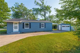 321 Overlook Rd, Vermilion, OH 44089 - Photo 4