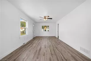 321 Overlook Rd, Vermilion, OH 44089 - Photo 8