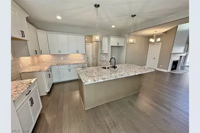 32088 Tuscan Lane #M-4, Avon Lake, OH 44012 - Photo 2
