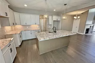 32088 Tuscan Ln, Avon Lake, OH 44012 - Photo 2