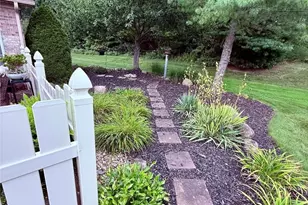 695 E Western Reserve Rd, Poland, OH 44514 - Photo 4