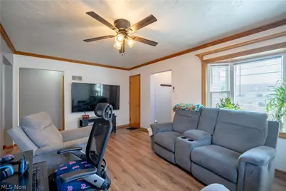 125 Clinton Avenue, Akron, OH 44301 - Photo 4