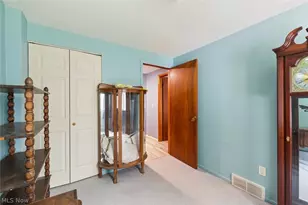 5220 Olive Ave, North Ridgeville, OH 44039 - Photo 16