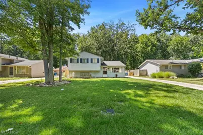 5220 Olive Avenue, North Ridgeville, OH 44039 - Photo 2