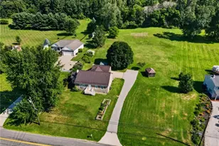 3969 Webb Rd, Ravenna, OH 44266 - Photo 2