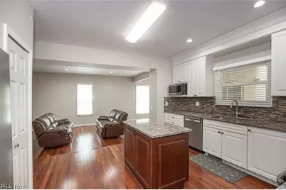 9338 Liberty Road, Twinsburg, OH 44087 - Photo 10
