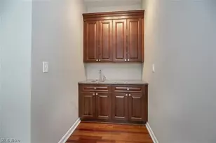 9338 Liberty Rd, Twinsburg, OH 44087 - Photo 14